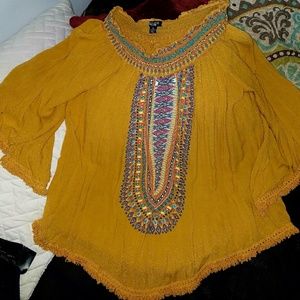 Rouge fringe flowy shirt